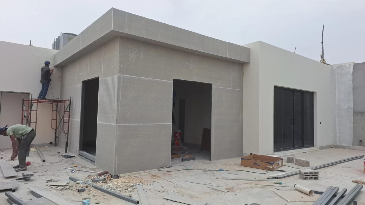 فيلا عصرية مع غرفة بالساندويتش بنل - حي الشاطئ الدمام